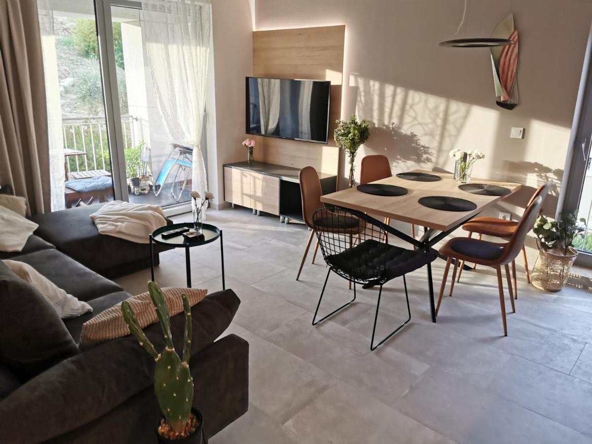 Apartament Romana Dream *